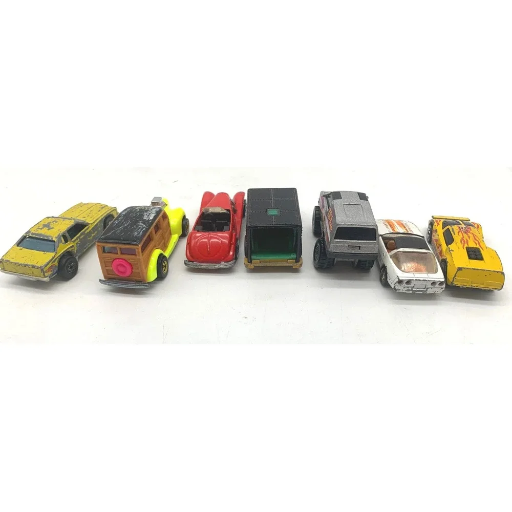Hot Wheels Diecast Car Lot 20pc Multicolor Vintage 1987 Mattel Terrain Base